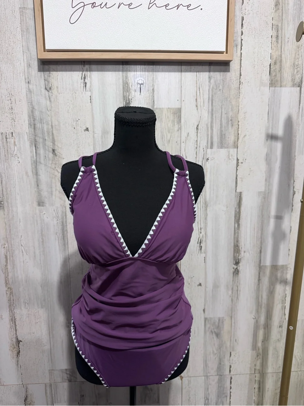 Women's Purple V-Neck Tankini Bikini Set with Contrast Trim